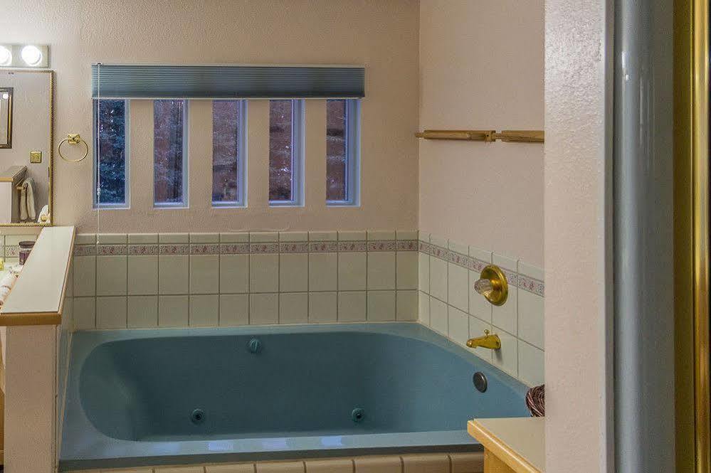 Highland Glen Lodge B&B Anchorage Bagian luar foto