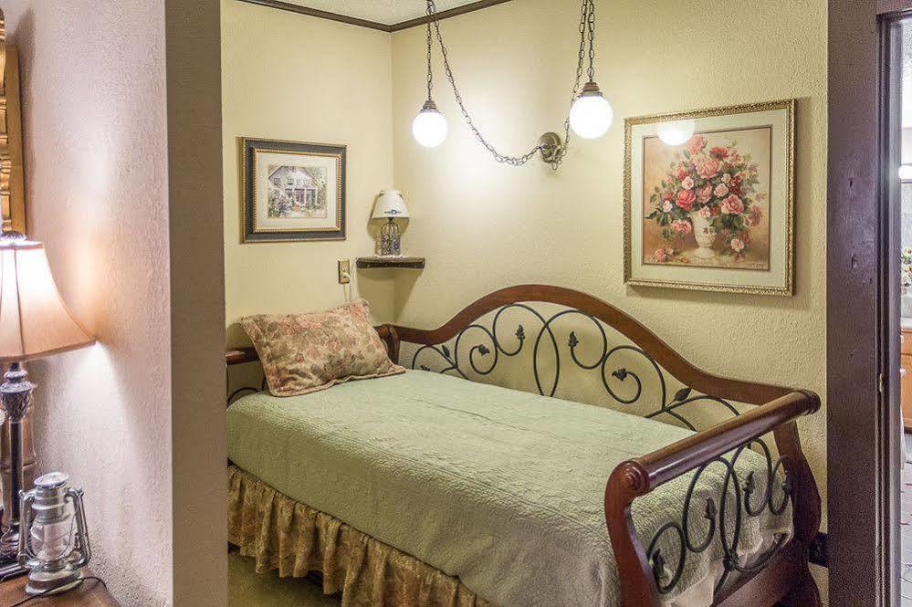 Highland Glen Lodge B&B Anchorage Bagian luar foto